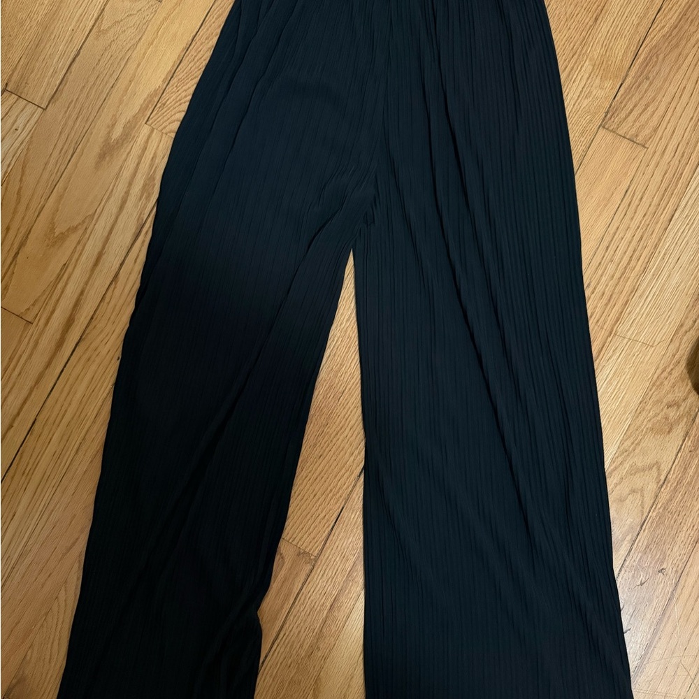 Oak and Fort Black Pleated Pants